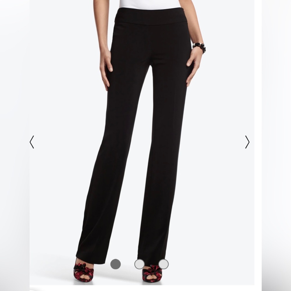 Women’s White House Black Market Legacy Modern Bootleg Pant. Size 4R. Black